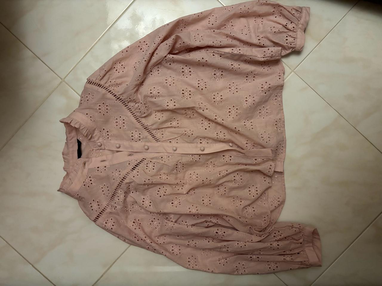 Chemise rose de printemps